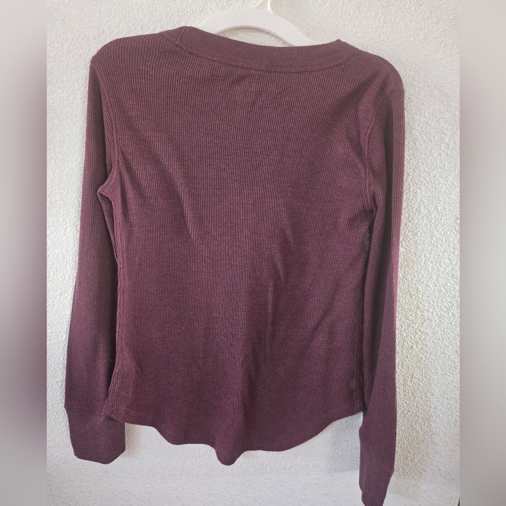 Women's Burgundy Long Sleeve Top Thermal - Picture 3 of 6
